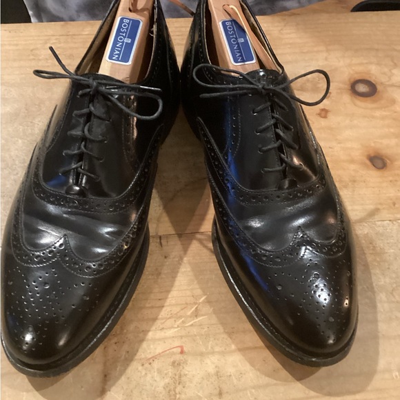 Bostonian Classic Wing Tip Black Leather - Picture 3 of 8